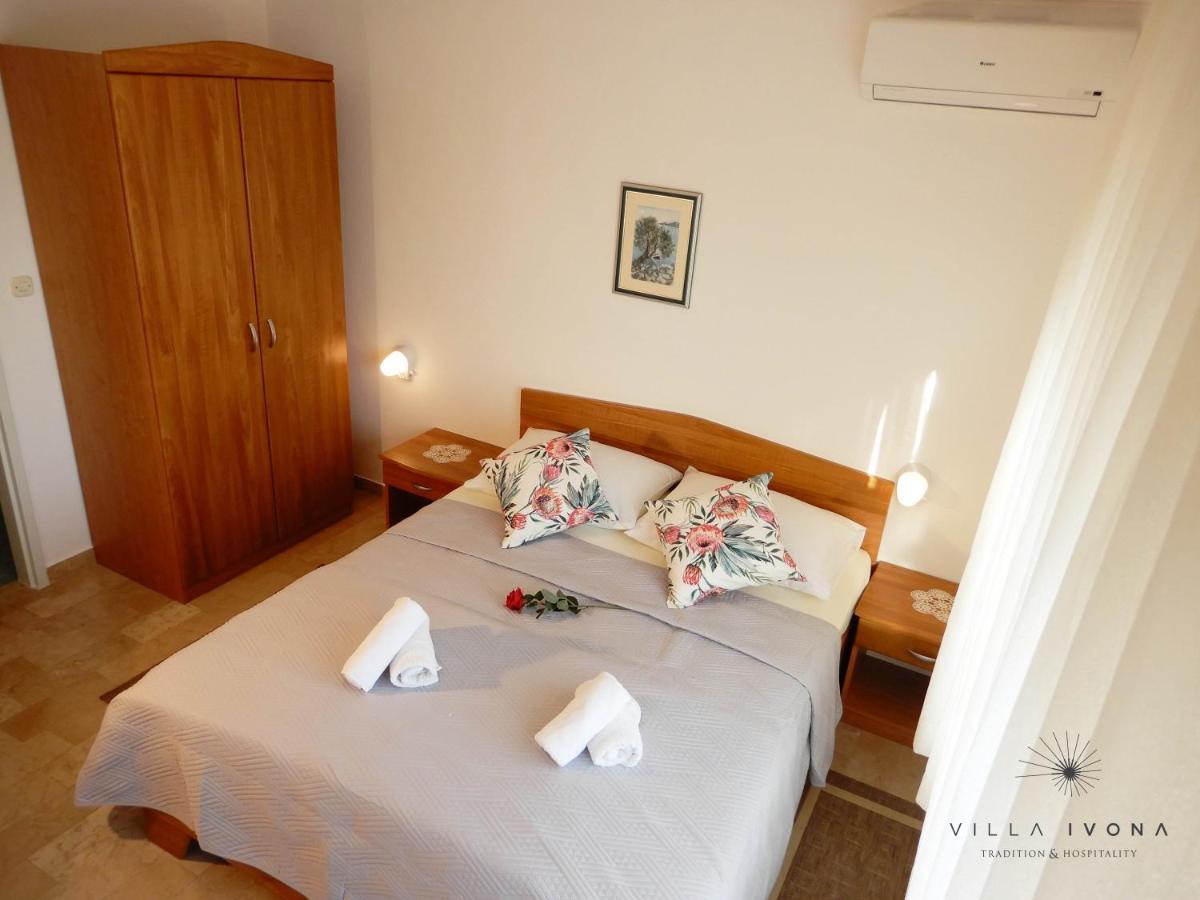 Bed And Breakfast Ivona Baska Voda Ngoại thất bức ảnh